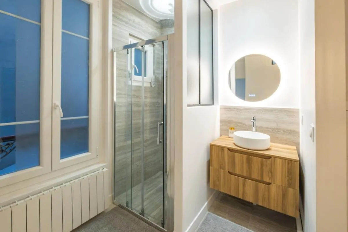 Haussmann Apartment - Champs-Elysees パリ 0*,  フランス